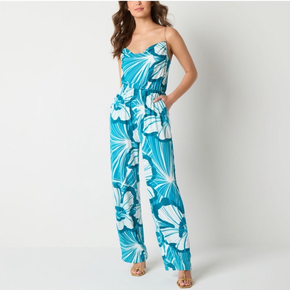 BOLD elements Pants - Bold Elements Chain Strap Cowl Jumpsuit Women’s Sleeveless Jumpsuit